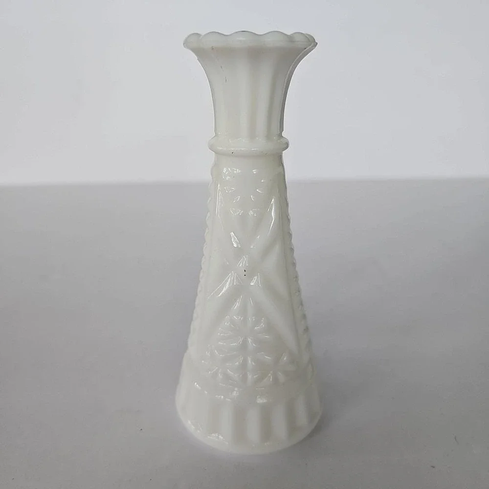 Vintage Milk Glass Bud Vase Star Diamond Pattern Scalloped Rim Mid Century Decor